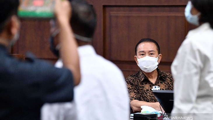 Terpidana kasus cessie Bank Bali Djoko Tjandra di Pengadilan Tipikor, Jakarta, Selasa (10-11-2020). ANTARA FOTO/Sigid Kurniawan/foc.
