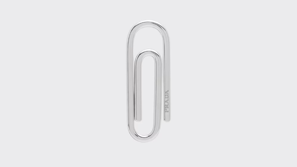 Prada Rilis Paperclip Seharga Rp 6,2 Juta