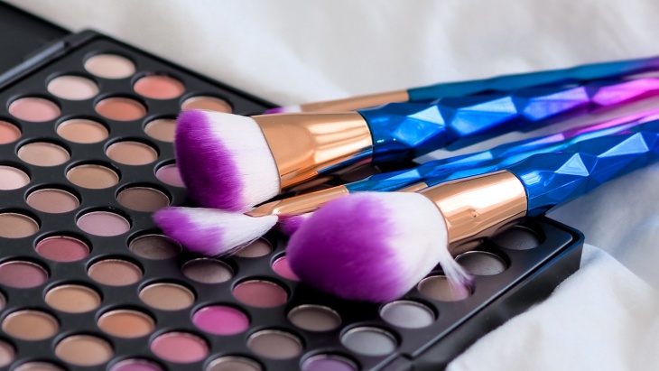 Kolaborasi Unik Brand Makeup Lokal dengan Produk F&B