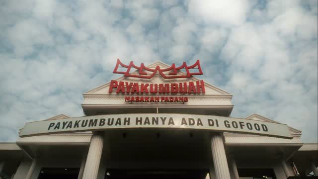 Arief Muhammad Gandeng Andika Mahesa dan Laleilmanino di Lagu 'Nasi Padang', Cara Unik Promosikan Payakumbuah