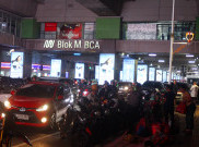 Kronologi Terhentinya MRT Jakarta Akibat Besi Crane Jatuh