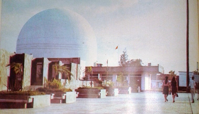 SEJARAH HARI INI: Sukarno Melakukan Pemancangan Tiang Pembangunan Planetarium Jakarta