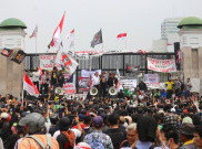 Demo Aliansi Masyarakat Pati Bersatu Tuntut Sahkan RUU Perampasan Aset di Gedung DPR