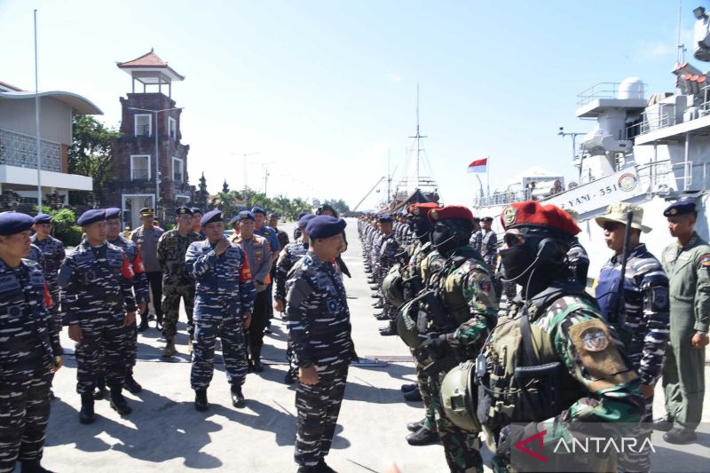 KRI dr. Radjiman-992 Hingga KRI RE Martadinata-331 Siaga Selama World Water Forum di Bali