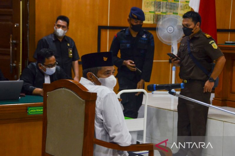 M Kece Divonis 10 Tahun Penjara