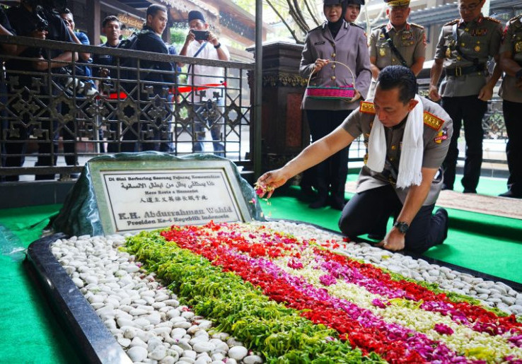 Kapolri Ziarah ke Makam Gus Dur, Rangkaian Peringatan Hari Bhayangkara