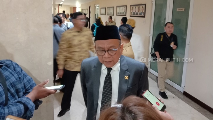 M. Taufik