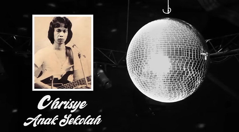 Lirik Lagu Anak Sekolah Chrisye: Gemetar Rasa di Dada