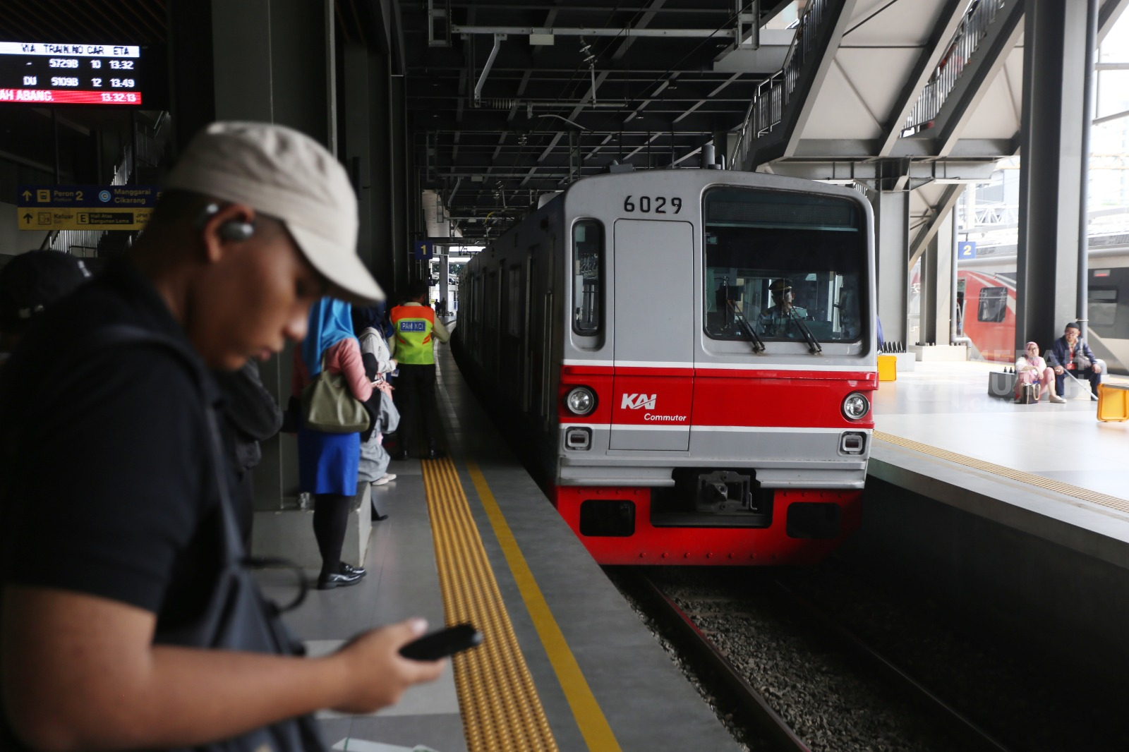 Operasional Perkeretaapian Pulih, Ketepatan Waktu KA Jarak Jauh dan KRL Berangsur Normal