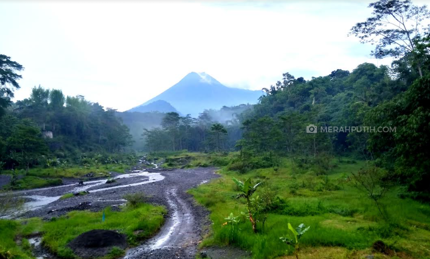 Banjir Lahar Dingin Berpotensi Landa Kawasan Lereng Merapi