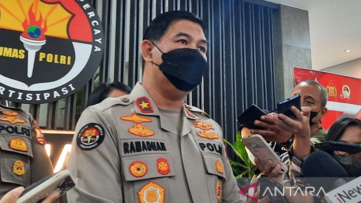 Densus 88 Tangkap 13 Tersangka Teroris Jaringan JI dan JAD