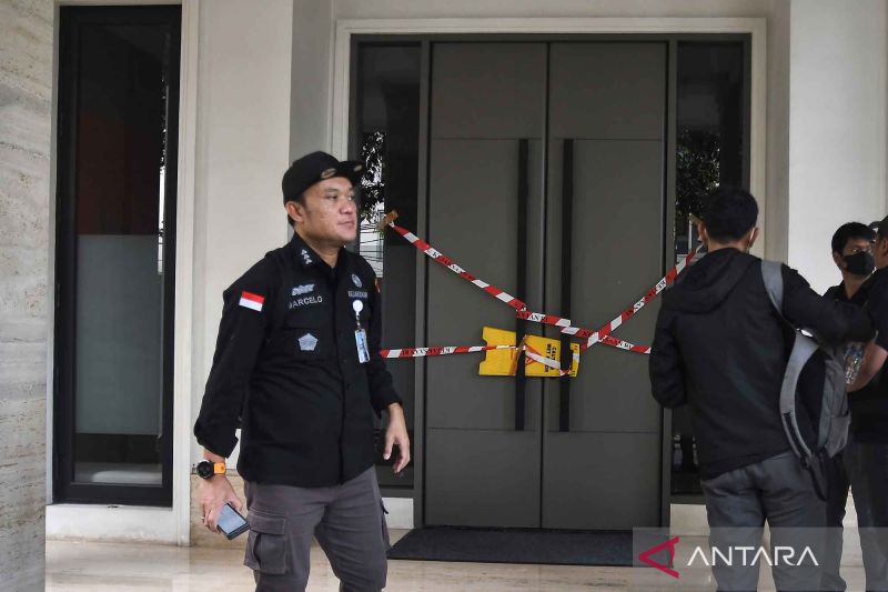 Kejagung Pastikan Status WNI Tersangka Riza Chalid Belum Dicabut