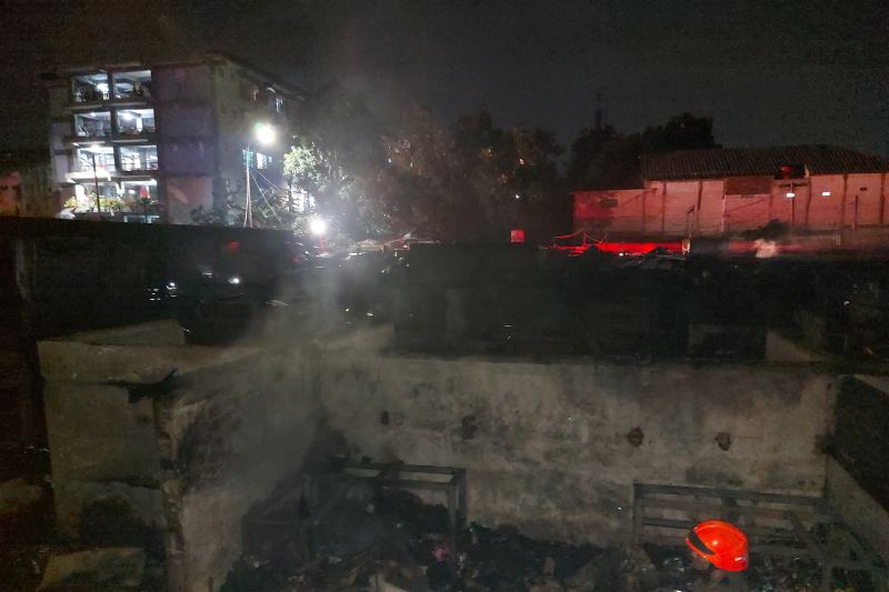 Pasar Sadang Serang Kebakaran, Kerugian Pedagang Bisa Ratusan Juta