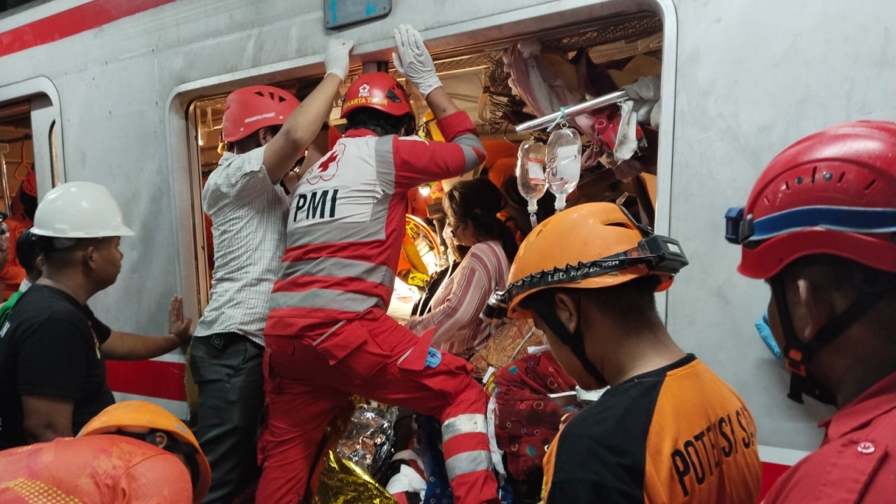 Kemenhub Ungkap Kronologi Lengkap Detik-Detik Tabrakan Maut KA Argo Bromo Anggrek vs KRL di Bekasi