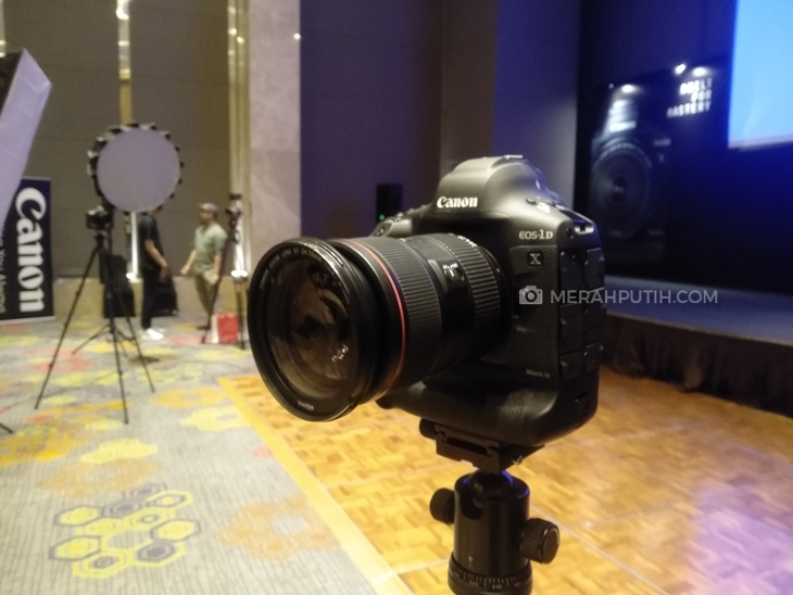 Kamera Canon Teh Sasan