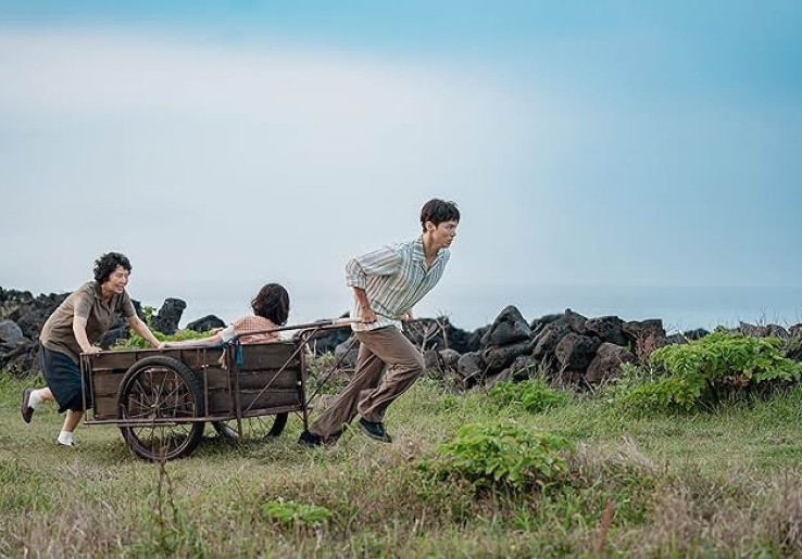 'When Life Give You Tangerines' Siap Sabet Penghargaan Best Drama di Baeksang Awards ke-61