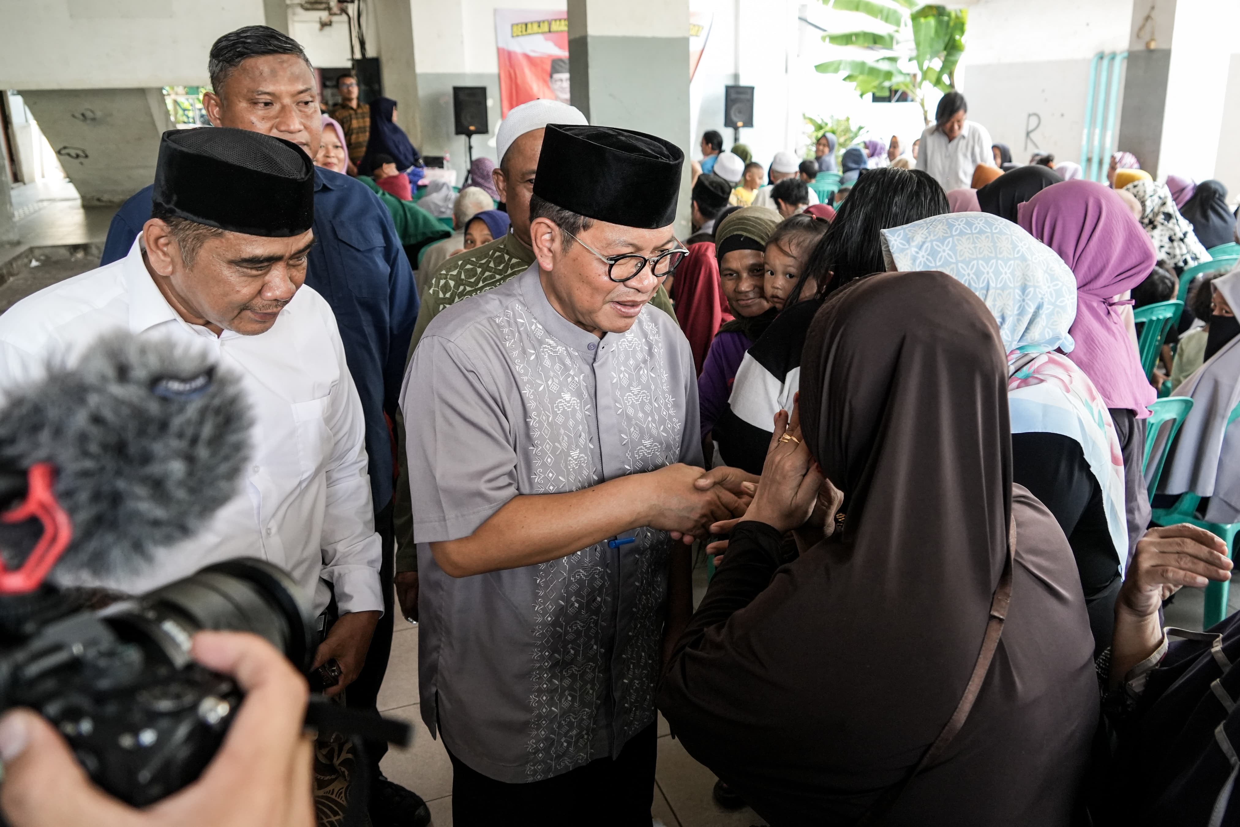 Keluhan Keluhan Yang Disampaikan Warga ke Pramono Anung