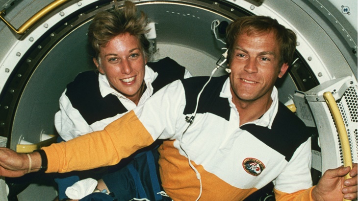 Mungkinkah Astronout Berhubungan Seks di Ruang Angkasa?
