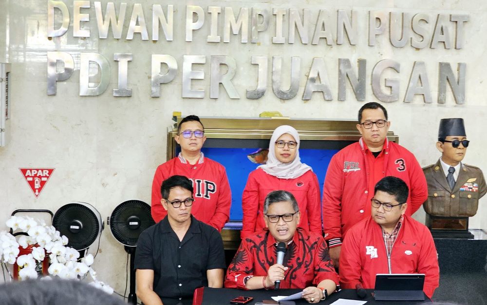  PDIP Berang Bendera Partai Diturunkan Saat Jokowi Kunker ke Gunungkidul