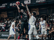 Jordan Adams ‘Panas’, Dewa United Tumbangkan Satria Muda 85-77 di Kandang