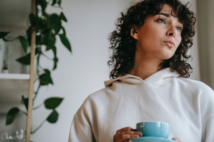 Tips Menggunakan Catokan Sesuai dengan Tekstur Rambut