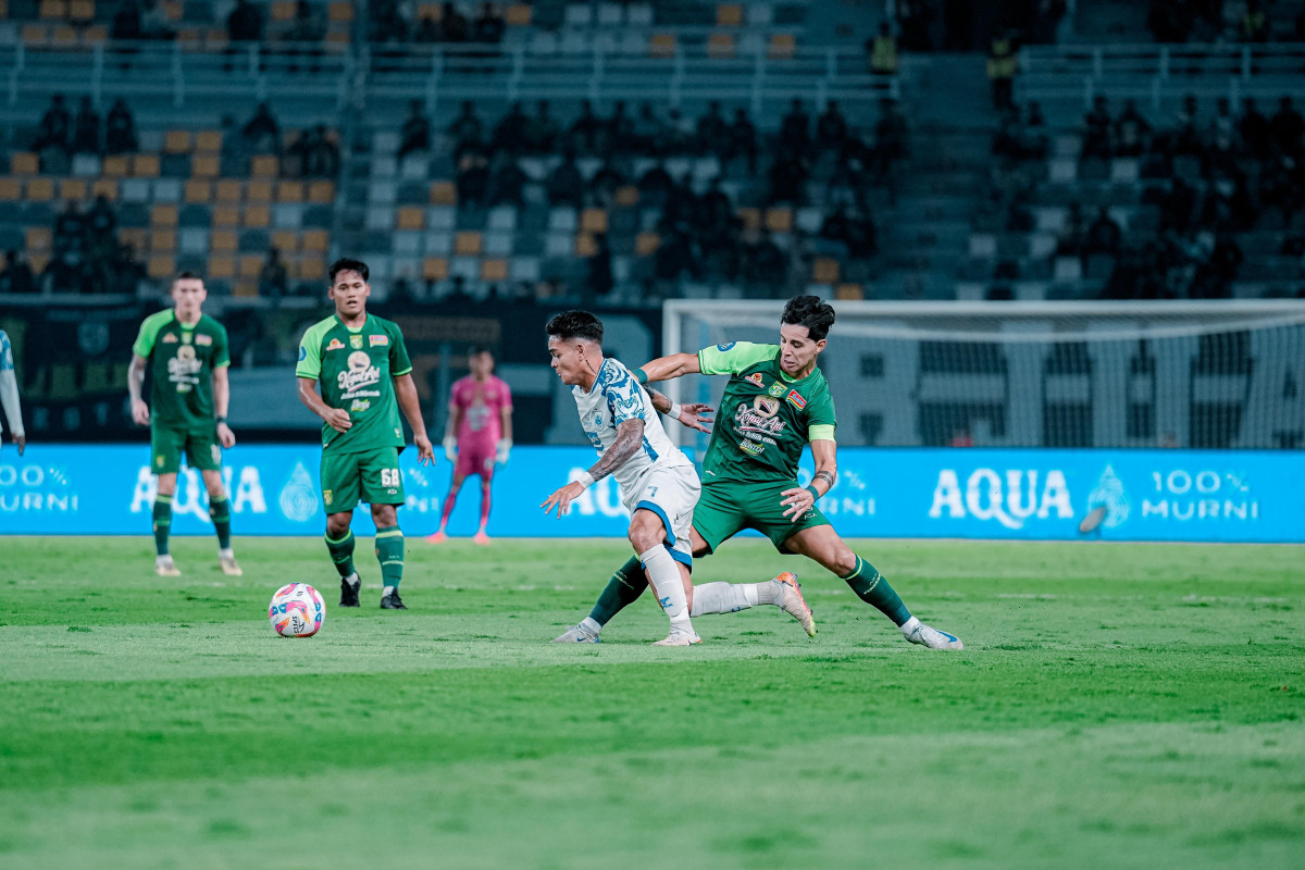 Klasemen Liga 1 Setelah Persebaya Gagal Menang atas PSIS sehingga Tidak Geser Dewa United