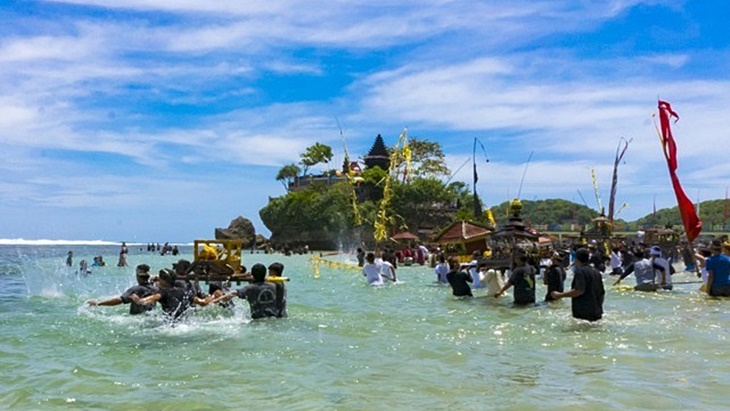 laut
