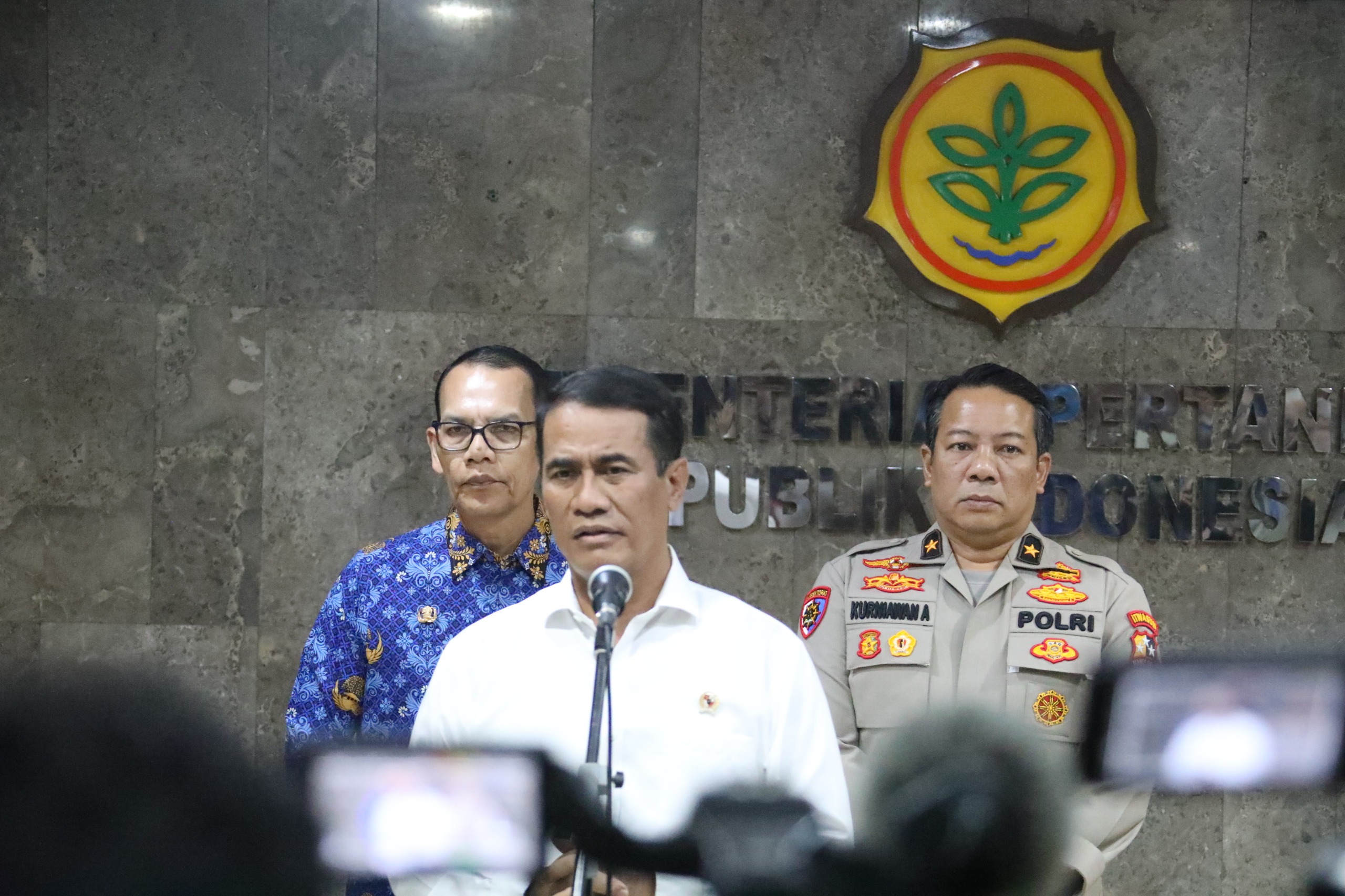 Soal Pemberantasan Mafia Pangan, Menteri Pertanian Duga Ada yang Coba ‘Benturkan’ dengan Gibran
