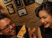 Lirik Lagu 'With You', Hasil Kolaborasi Rifkie Soeria dan Natasha Elvira