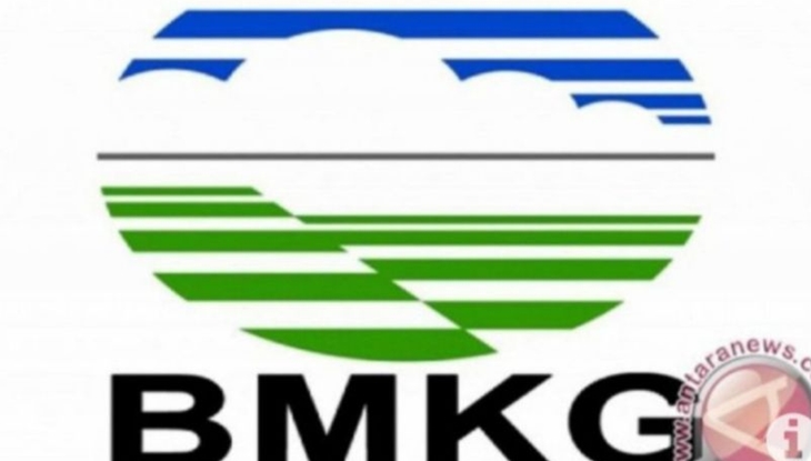 Modifikasi Cuaca Tekan Polusi Hasilkan Hujan Minggu Malam di Jakarta dan Sekitarnya