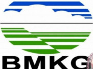 Modifikasi Cuaca Tekan Polusi Hasilkan Hujan Minggu Malam di Jakarta dan Sekitarnya