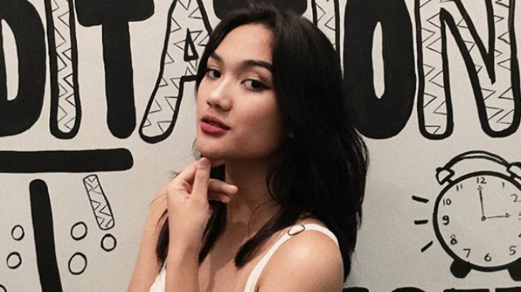 Natural, Tampilan Marion Jola seusai UNBK 