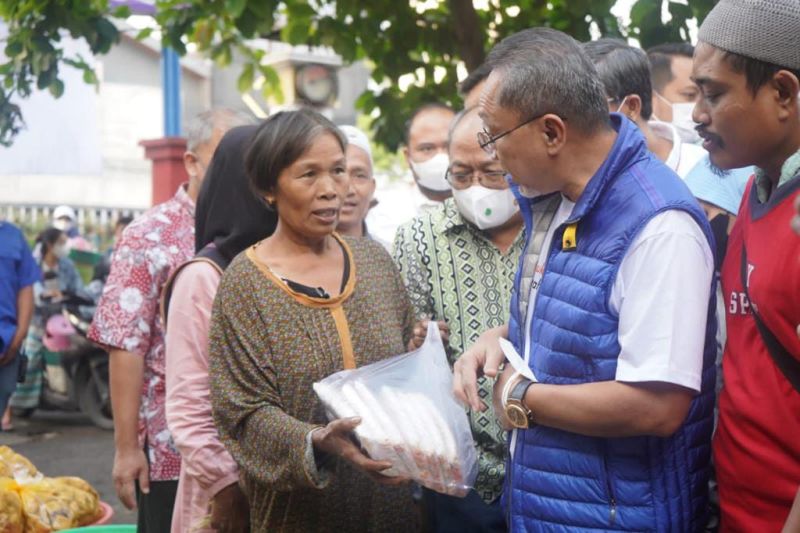 Pemerintah Jamin Harga Bahan Pokok Stabil Meski BBM Naik