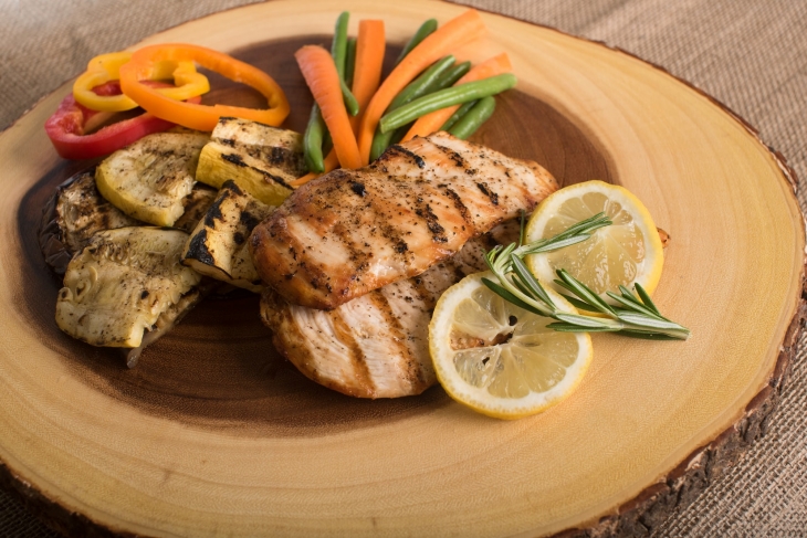 Kansungan protein sangat baik untuk tubuh, terutama saat menjalankan diet. (Foto: unsplash.com/tempestdesigner)