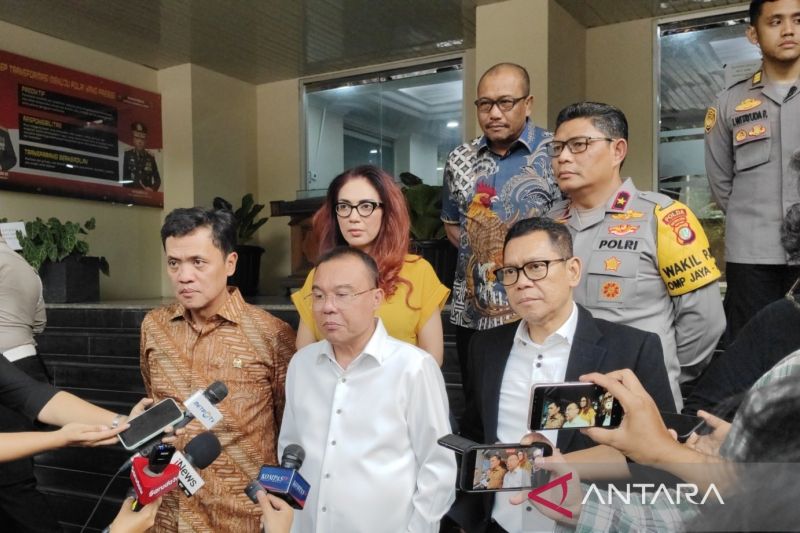 Pimpinan DPR Jenguk 'Adik-Adik' yang Diamankan Polisi, Siap Jadi Penjamin
