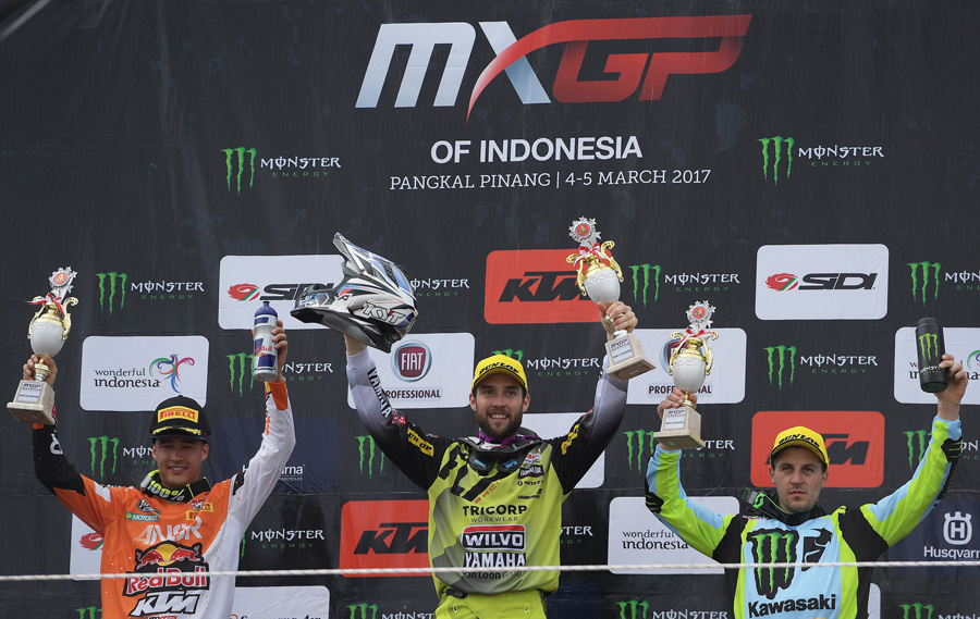 Shaun Simpson Juarai MXGP Indonesia 2017