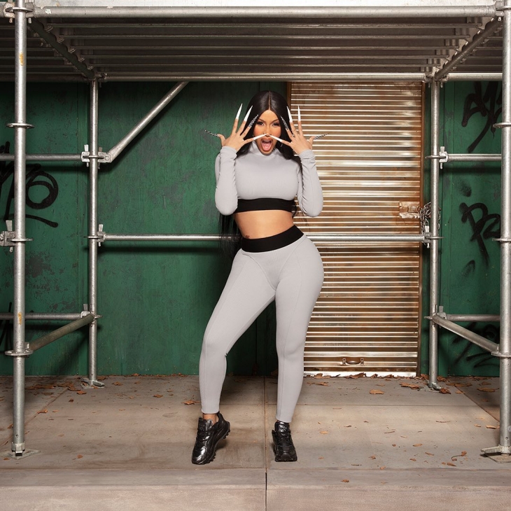 Koleksi Kolaborasi Terbaru Cardi B Bersama Reebok
