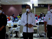 Jokowi Janji Vaksinasi Pekerja Publik Seluruh Wilayah Indonesia Setelah Jakarta