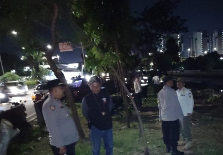 Taman Daan Mogot Jadi Lokasi Prostitusi Sesama Pria, Walkot Suruh Satpol PP Patroli Malam & Tambah Lampu