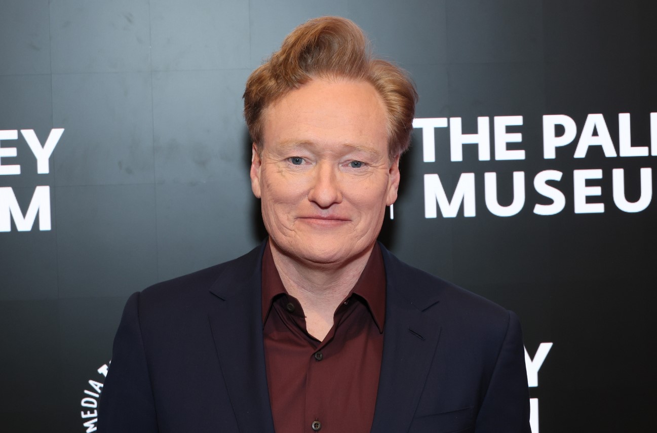 Conan O'Brien akan Jadi Host Oscar 2025 MerahPutih