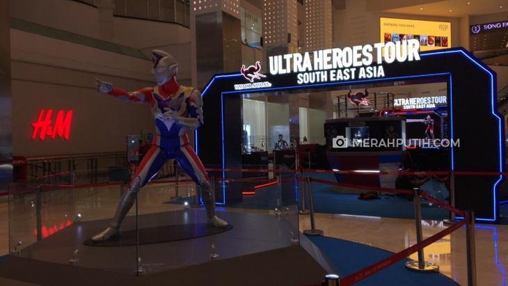 Melihat Aksi Ultraman Secara Langsung di 'Ultra Heroes Tour'