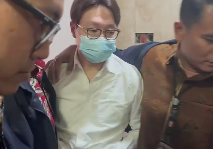Dokter Richard Lee Resmi Ditahan, Polisi Ungkap Kronologi Penahanan