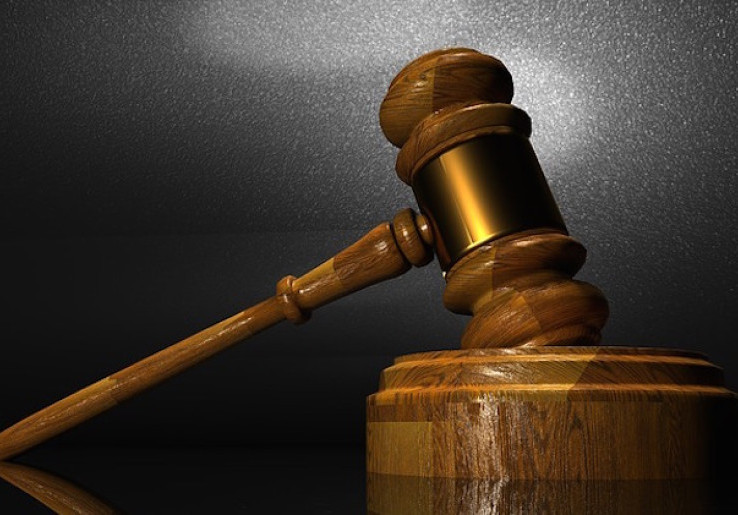 Perantara Suap Patrialis Akbar Kena 7 Tahun Penjara