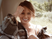 Sering Berikan Kritik, Donald Trump Blokir Twitter Chrissy Teigen