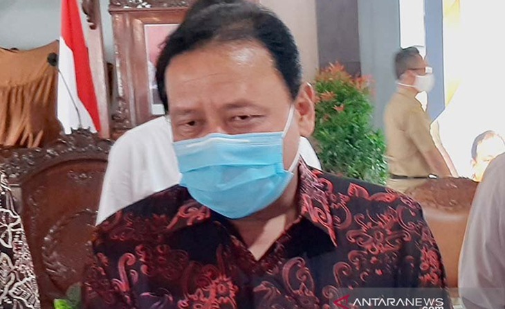 Warga AS Jadi Bupati di NTT, KPU Diminta Tunda Pelantikan