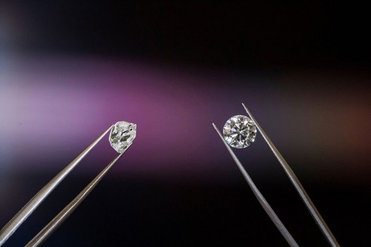 Berlian buatan labolatorium lebih cepat terbentuk. (Foto: Pixabay/GrownDiamond)