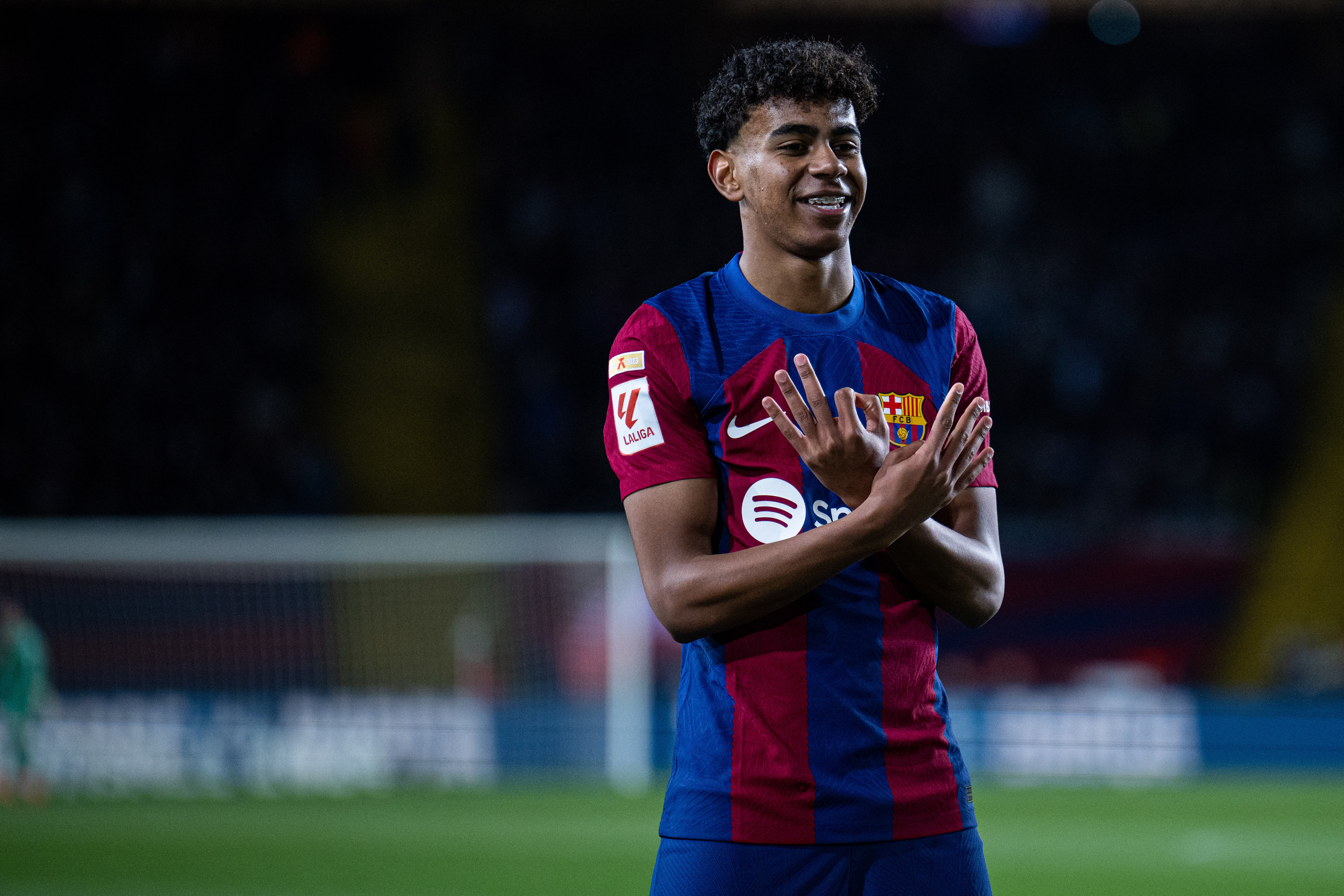 PSG Incar Lamine Yamal, Siap Tebus Rp 3,47 Triliun