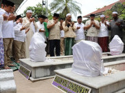 Ziarah ke Makam Sunan Ampel Tutup Rangkaian Kunjungan Prabowo di Jawa Timur