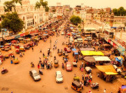 Tips Aman Belanja di Pasar Tradisional India