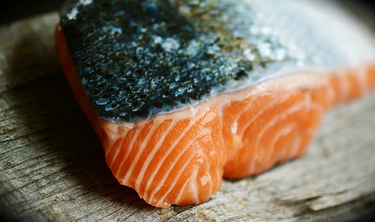 Ikan salmon salah satu yang dikonsumsi dalam diet Mediterania. (Foto: Pixabay/congerdesign)